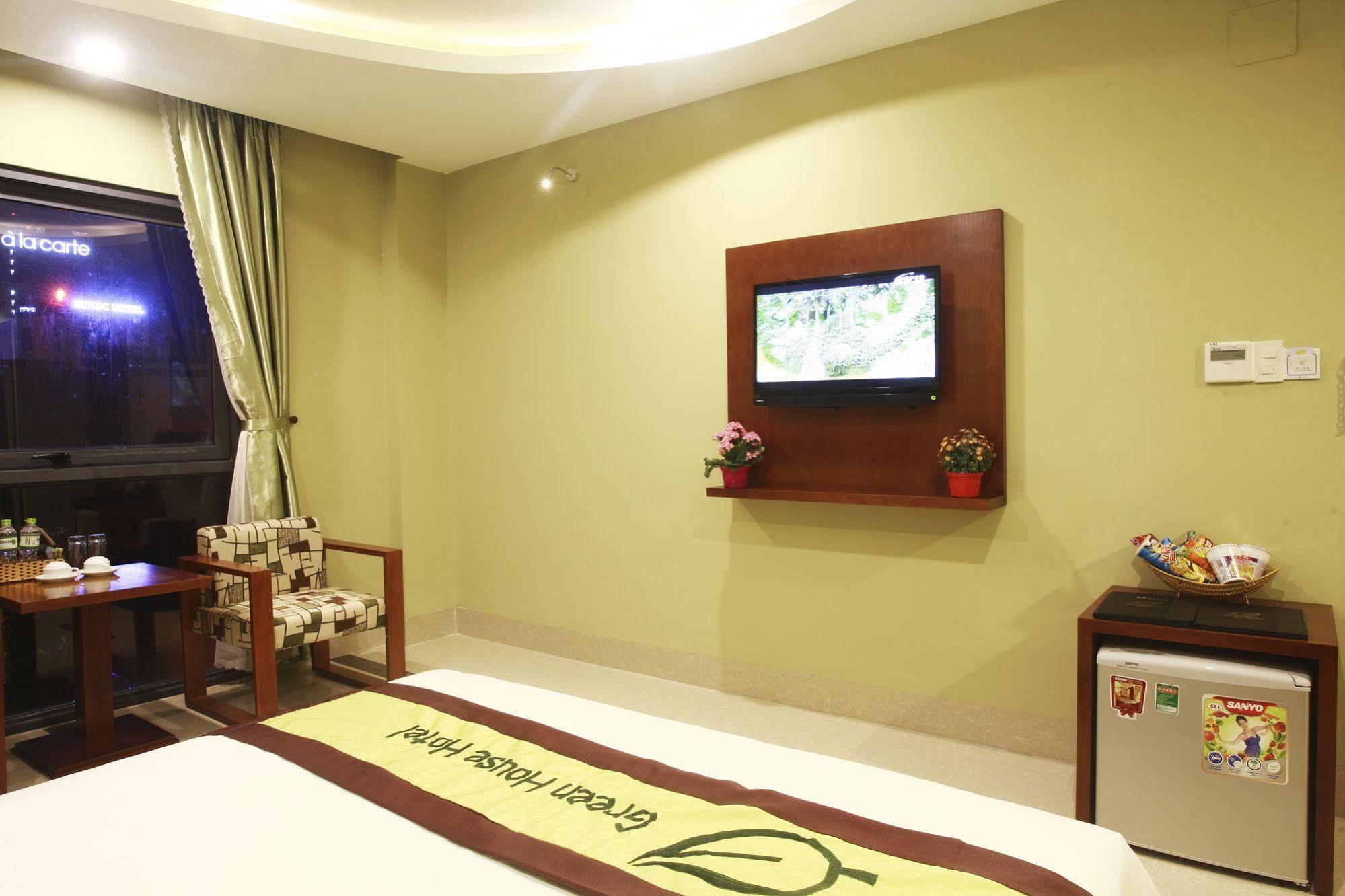 Green House Hotel Da Nang Exterior photo